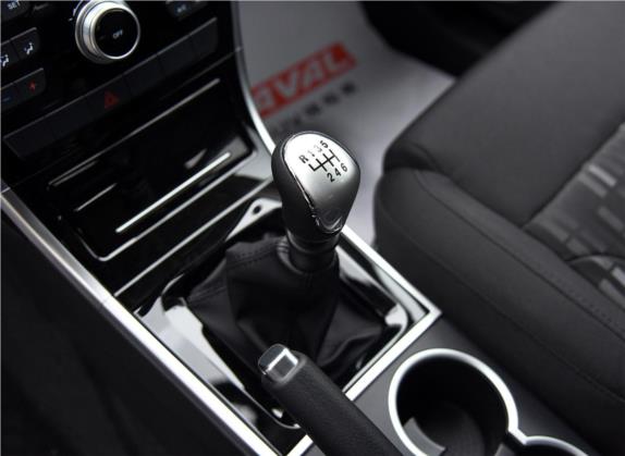 哈弗H2 2017款 红标 1.5T 手动两驱舒适型 中控类   挡把