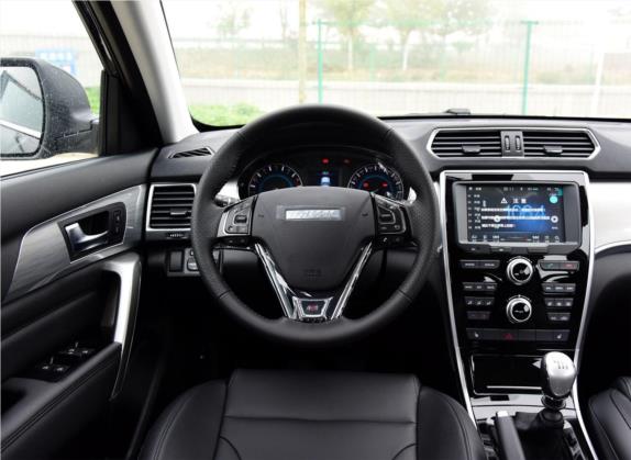 哈弗H2 2017款 红标 1.5T 手动四驱精英型 中控类   驾驶位