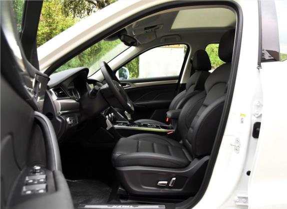 哈弗H7 2016款 蓝标H7 2.0T 自动豪华型 车厢座椅   前排空间