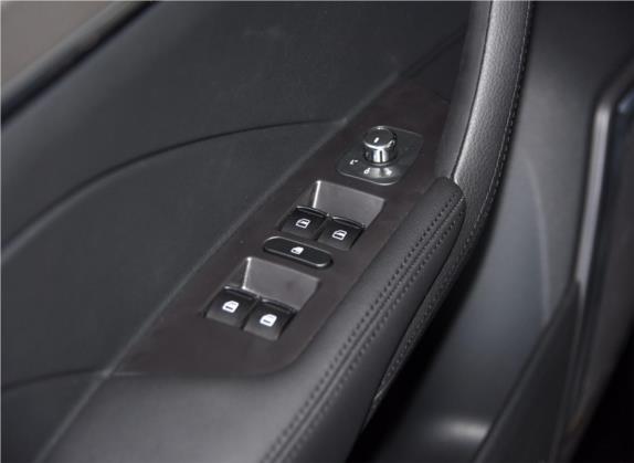 哈弗H7 2016款 蓝标H7 2.0T 自动精英型 车厢座椅   门窗控制