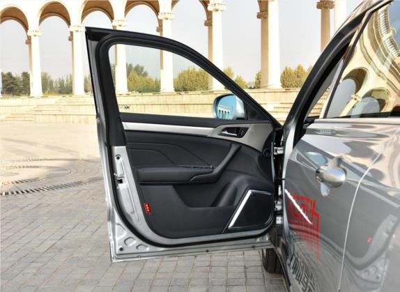 哈弗H7 2017款 红标H7L 2.0T 自动尊贵型 车厢座椅   前门板