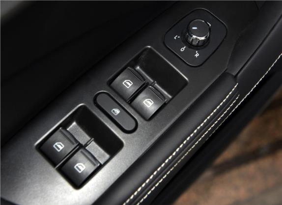 哈弗H7 2019款 2.0T 尊享型 国V 车厢座椅   门窗控制