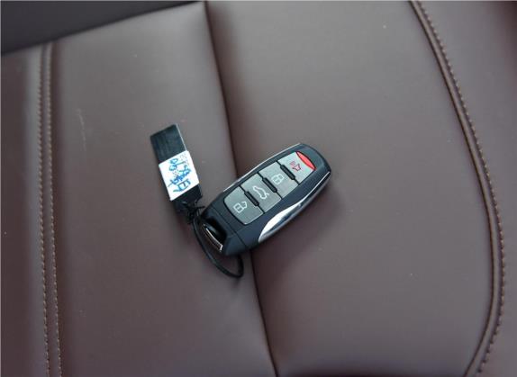 哈弗H9 2016款 2.0T 四驱豪华型 7座 其他细节类   钥匙