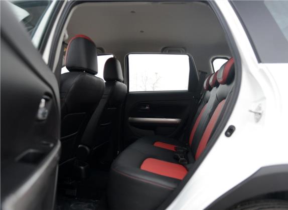 哈弗H1 2016款 红标 1.5L 手动豪华型 车厢座椅   后排空间