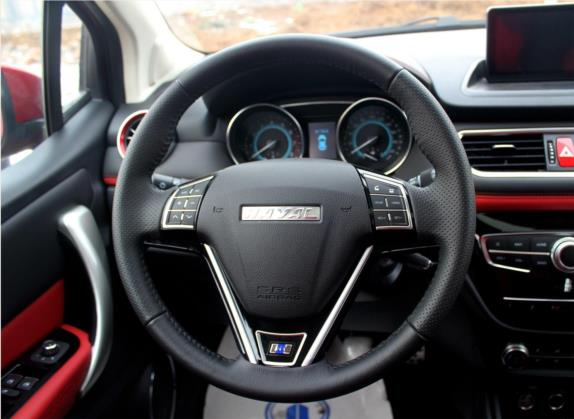 哈弗H1 2016款 改款 蓝标 1.5L 手动尊贵型 中控类   驾驶位