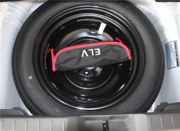 哈弗H1 2016款 改款 蓝标 1.5L AMT标准型 其他细节类   备胎