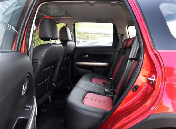 哈弗H1 2017款 红标 1.5L 手动豪华型 车厢座椅   后排空间