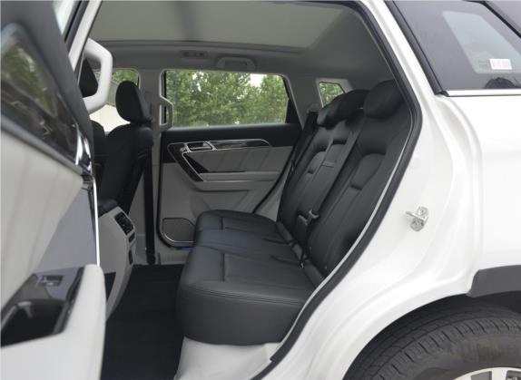 哈弗H6 Coupe 2015款 蓝标 2.0T 自动两驱尊贵型 车厢座椅   后排空间