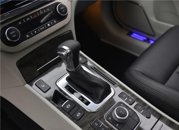哈弗H6 Coupe 2015款 蓝标 2.0T 自动两驱尊贵型 中控类   挡把
