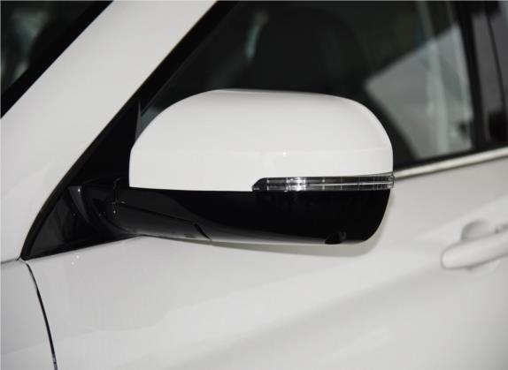 哈弗H6 Coupe 2015款 蓝标 2.0T 手动两驱精英型 外观细节类   外后视镜