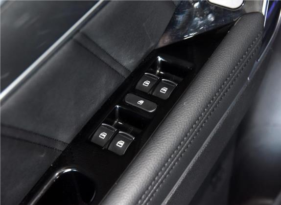 哈弗H6 Coupe 2015款 蓝标 2.0T 自动两驱精英型 车厢座椅   门窗控制
