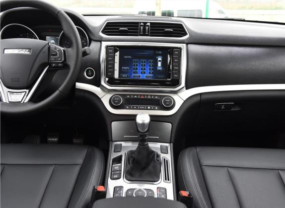 哈弗H6 Coupe 2015款 蓝标改款 2.0T 手动两驱都市型 中控类   中控台