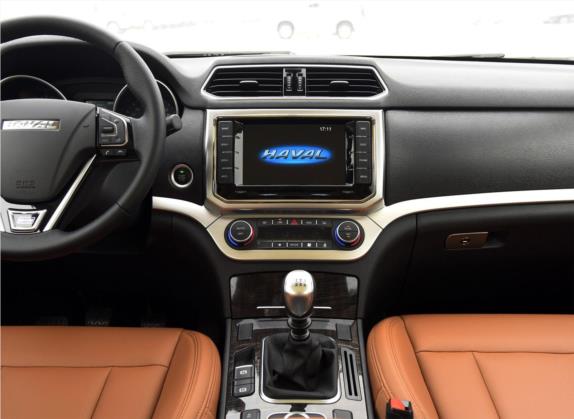 哈弗H6 Coupe 2016款 蓝标柴油 2.0T 手动两驱都市型 国IV 中控类   中控台