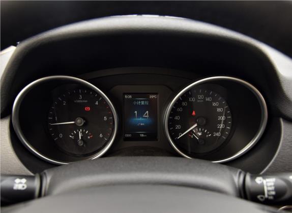 哈弗H6 Coupe 2016款 蓝标柴油 2.0T 手动两驱都市型 国IV 中控类   仪表盘