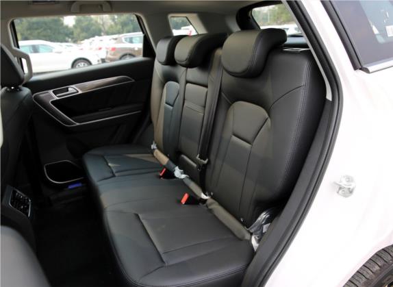 哈弗H6 Coupe 2016款 蓝标柴油 2.0T 手动四驱精英型 国V 车厢座椅   后排空间