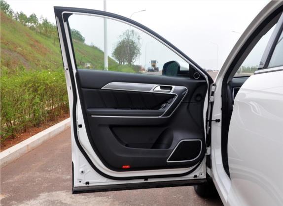 哈弗H6 Coupe 2017款 蓝标 2.0T 手动两驱都市型 车厢座椅   前门板