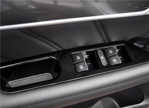 哈弗H6 Coupe 2017款 蓝标 2.0T 手动两驱精英型 车厢座椅   门窗控制