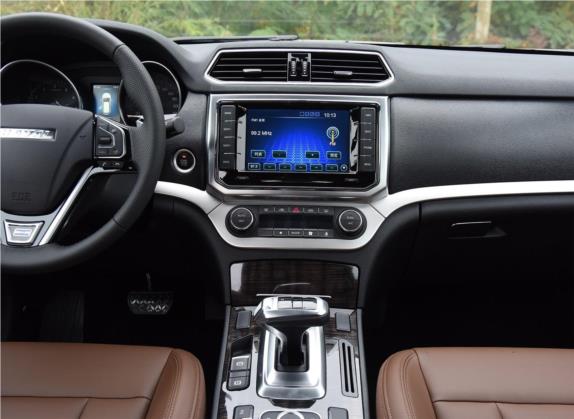 哈弗H6 Coupe 2017款 蓝标 2.0T 自动两驱都市型 中控类   中控台