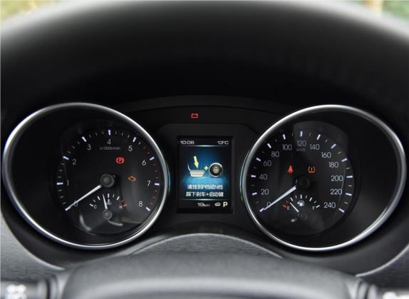 哈弗H6 Coupe 2017款 蓝标 2.0T 自动两驱都市型 中控类   仪表盘