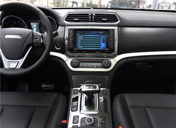 哈弗H6 Coupe 2017款 蓝标 2.0T 自动两驱尊贵型 中控类   中控台