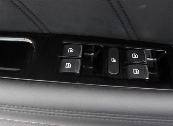 哈弗H6 Coupe 2017款 红标柴油 2.0T 手动两驱都市型 国V 车厢座椅   门窗控制