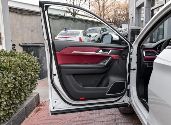 哈弗H6 Coupe 2018款 红标 1.5T 自动两驱超豪型 车厢座椅   前门板