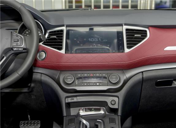 哈弗H6 Coupe 2020款 智联版 1.5T 自动两驱豪华智联型 中控类   中控台