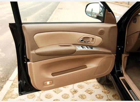 哈弗H3 2006款 2.8TCI 两驱超豪华型 车厢座椅   前门板