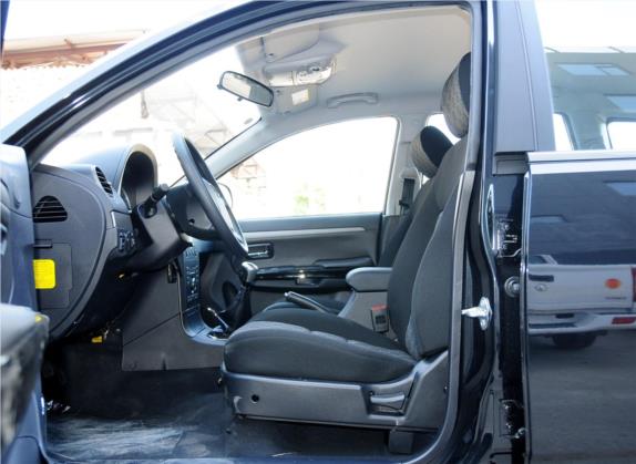 哈弗H3 2012款 锐意版 2.0L 四驱版 车厢座椅   前排空间