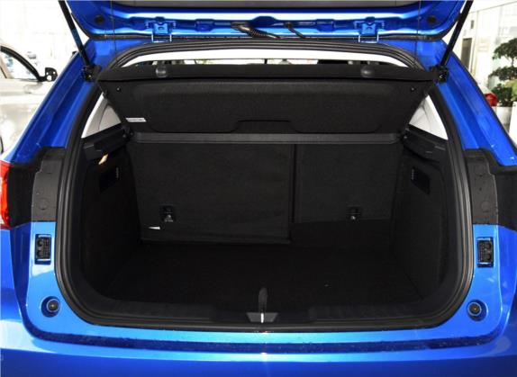 哈弗H2s 2017款 蓝标 1.5T 手动精英型 车厢座椅   后备厢