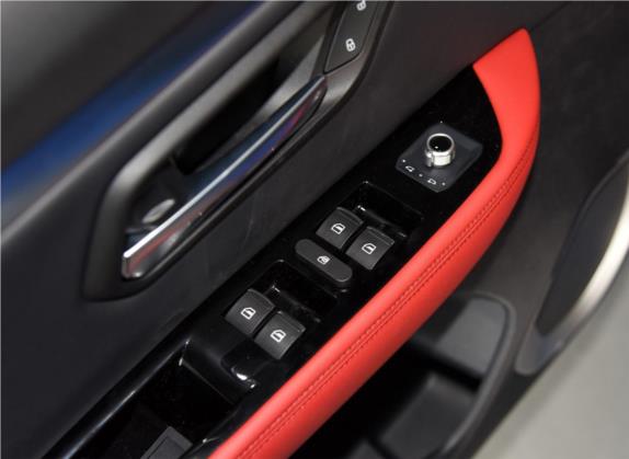 哈弗H2s 2017款 蓝标 1.5T 手动精英型 车厢座椅   门窗控制