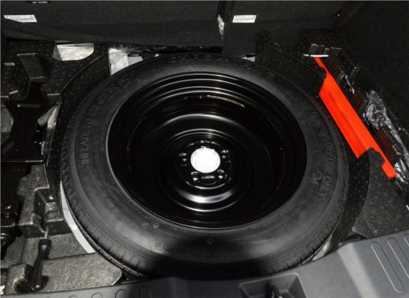 哈弗H2s 2017款 蓝标 1.5T 手动舒适型 其他细节类   备胎