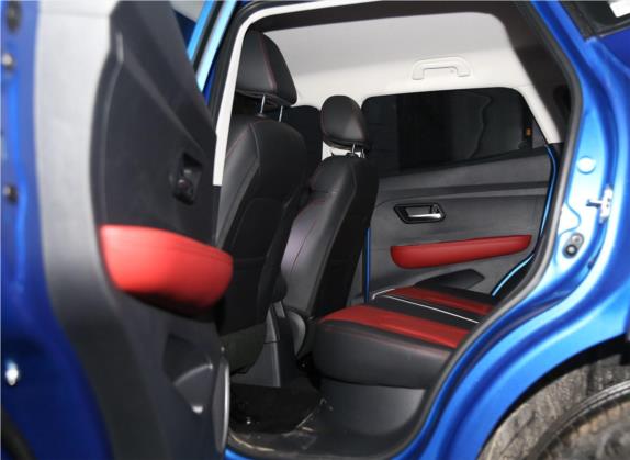 哈弗H2s 2018款 红标 1.5T 手动舒适型 车厢座椅   后排空间
