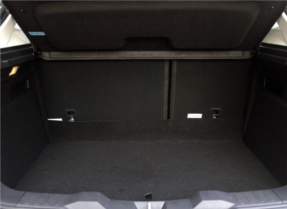 哈弗H2s 2018款 红标 1.5T 手动精英型 车厢座椅   后备厢