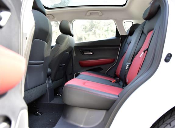 哈弗H2s 2018款 1.5T 双离合智尚型 车厢座椅   后排空间