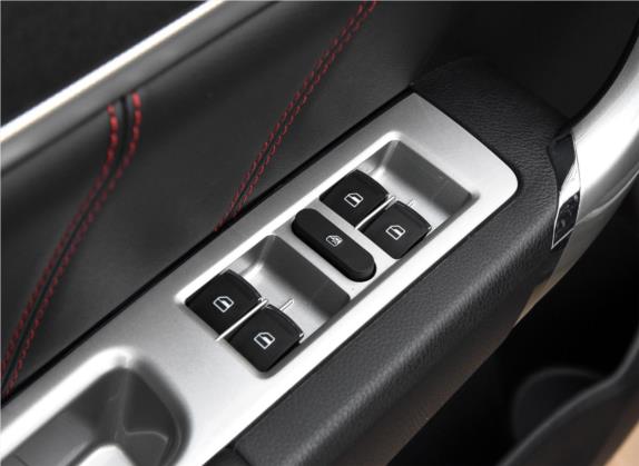 哈弗M6 2017款 1.5T 手动两驱都市型 车厢座椅   门窗控制