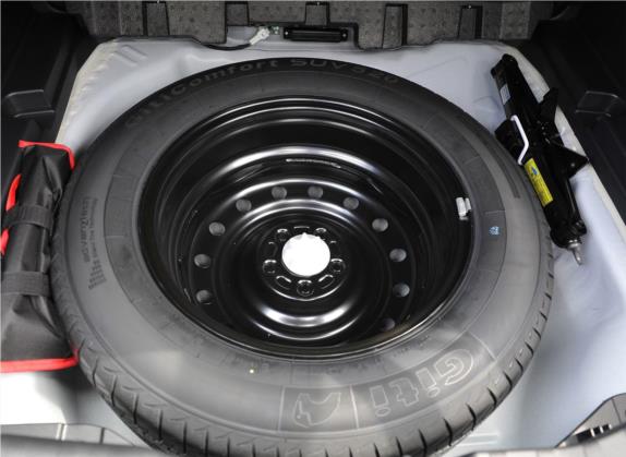 哈弗M6 2018款 1.5T 手动两驱精英型 其他细节类   备胎