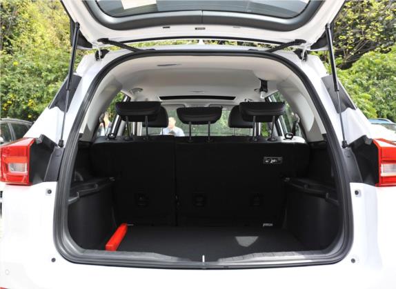 哈弗M6 2018款 1.5T 手动两驱精英型 车厢座椅   后备厢