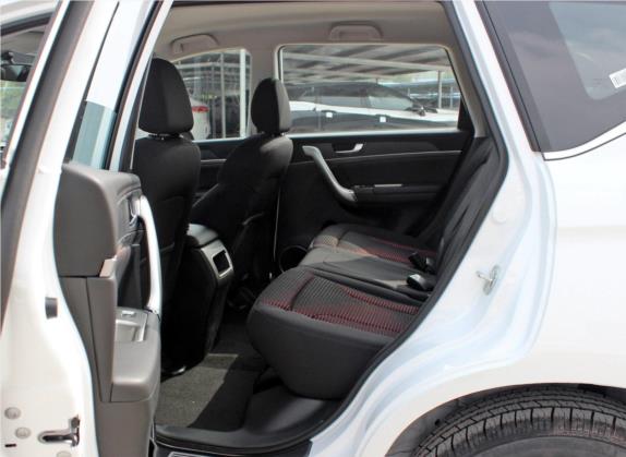 哈弗M6 2018款 改款 1.5T DCT两驱都市型 车厢座椅   后排空间