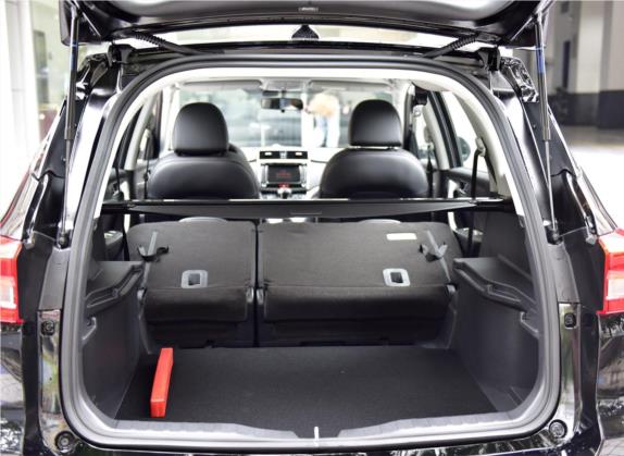 哈弗M6 2018款 改款 1.5T DCT两驱尊贵型 车厢座椅   后备厢