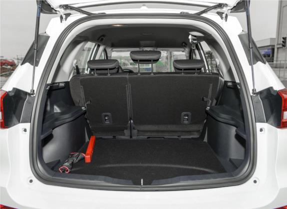 哈弗M6 2019款 1.5T 手动两驱都市型 国VI 车厢座椅   后备厢