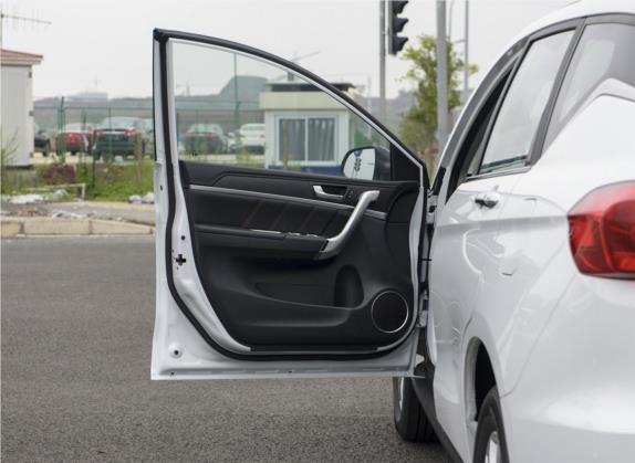 哈弗M6 2019款 1.5T 手动两驱都市型 国VI 车厢座椅   前门板
