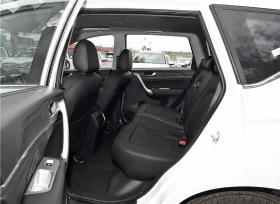 哈弗M6 2019款 1.5T 手动两驱精英型 国V 车厢座椅   后排空间
