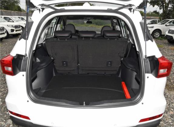 哈弗M6 2019款 1.5T 手动两驱精英型 国V 车厢座椅   后备厢