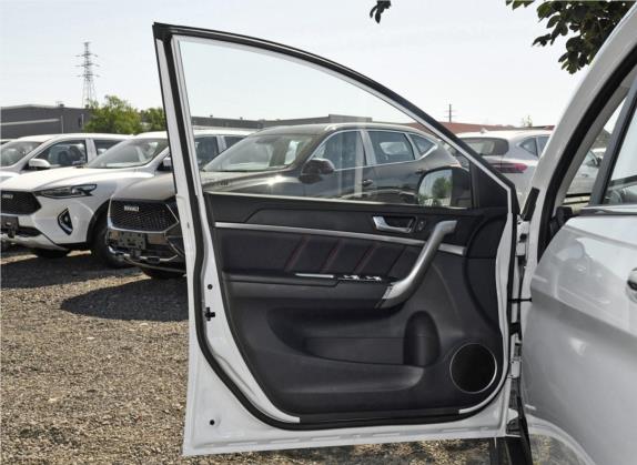哈弗M6 2019款 1.5T 手动两驱精英型 国VI 车厢座椅   前门板