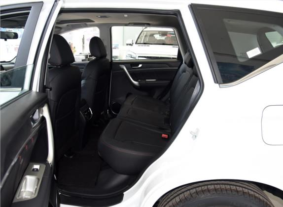 哈弗M6 2019款 1.5T DCT两驱精英型 国VI 车厢座椅   后排空间