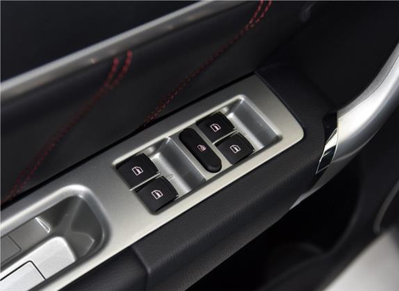 哈弗M6 2019款 1.5T DCT两驱精英型 国VI 车厢座椅   门窗控制