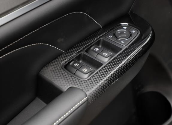 哈弗M6 2021款 PLUS 1.5T DCT尊贵智联型 车厢座椅   门窗控制