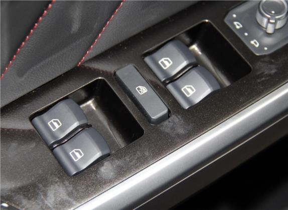 哈弗H4 2019款 1.5GDIT 手动精英智联版 国V 车厢座椅   门窗控制