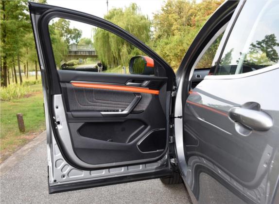 哈弗H4 2019款 1.5GDIT Pro版 国VI 车厢座椅   前门板